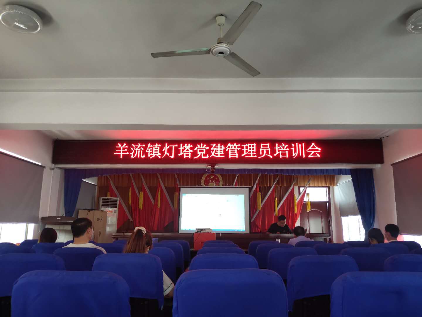 山東興源機械有限公司官網(wǎng)|起重機|行車|山東興源機械|單梁起重機|電動葫蘆|起重配件|m.weixintoupiao.com.cn|xyqzj|xyqzj.com|興源起重機|興源|起重機行車|起重設(shè)備|起重機械